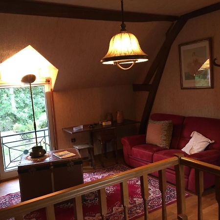 La Maison De Lucie Veuil Luaran gambar